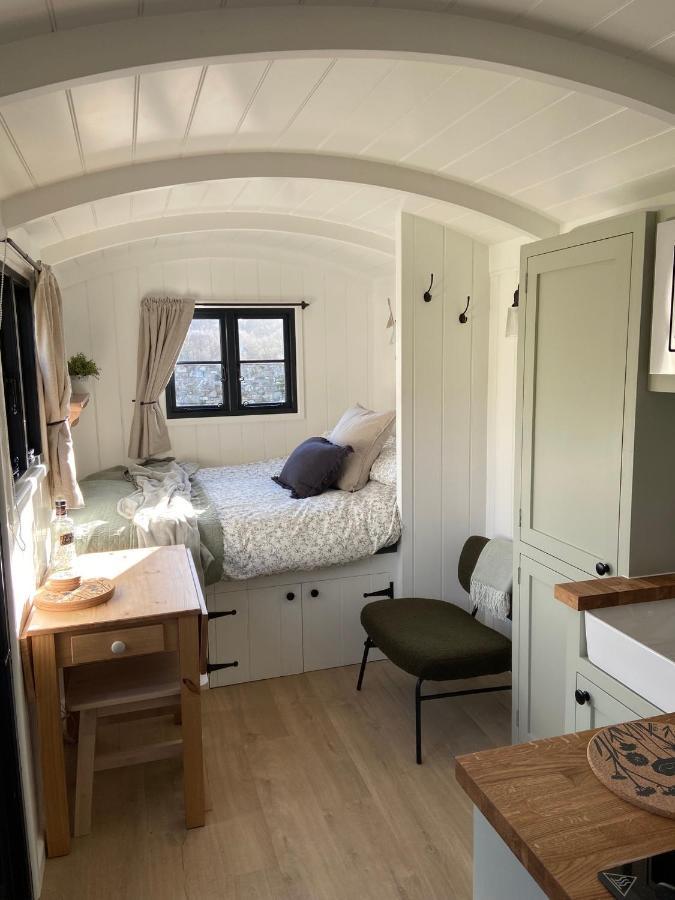 Peaceful Shepherd'S Hut In Beautiful Countryside. リンリスゴー エクステリア 写真
