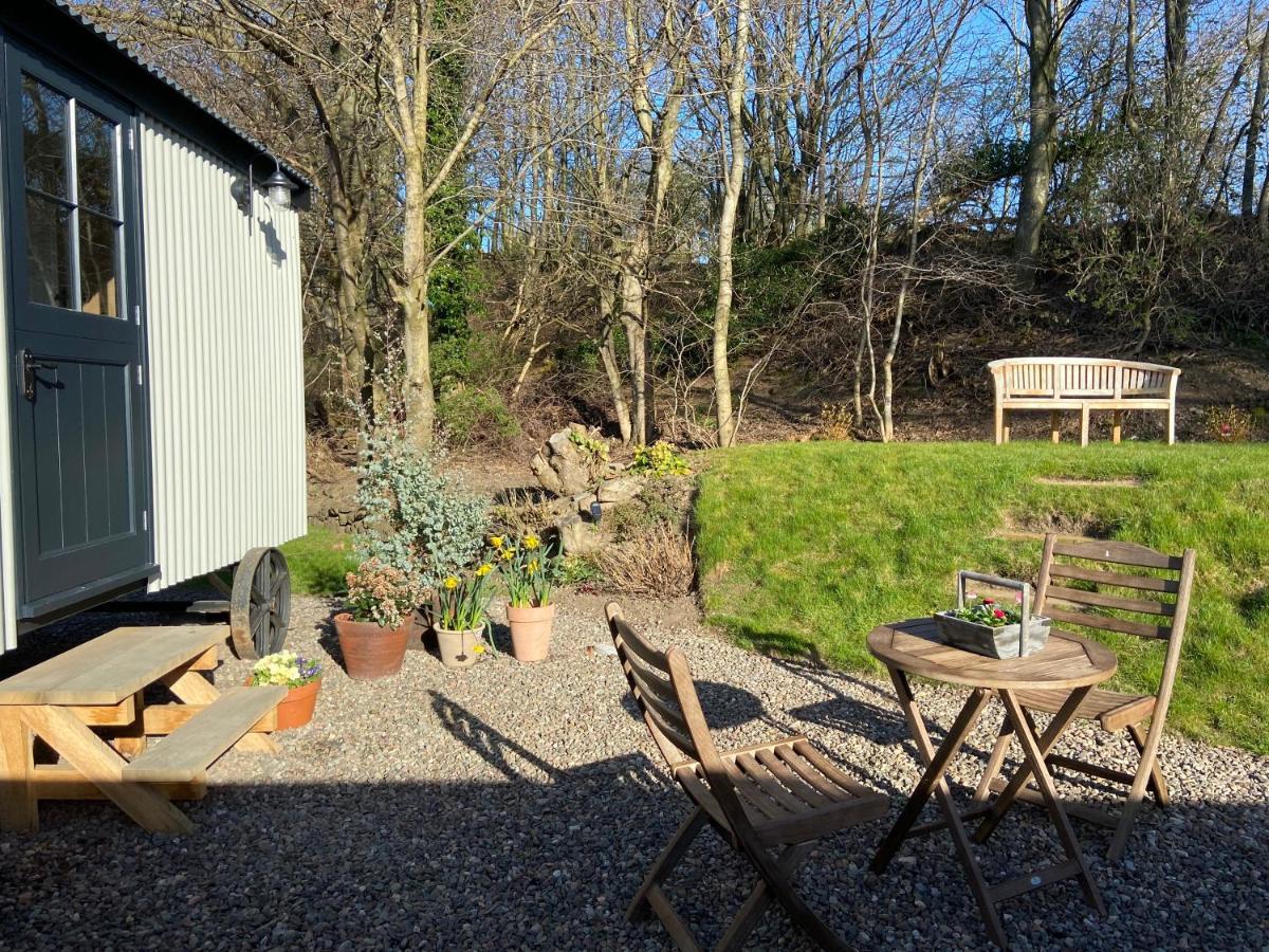 Peaceful Shepherd'S Hut In Beautiful Countryside. リンリスゴー エクステリア 写真